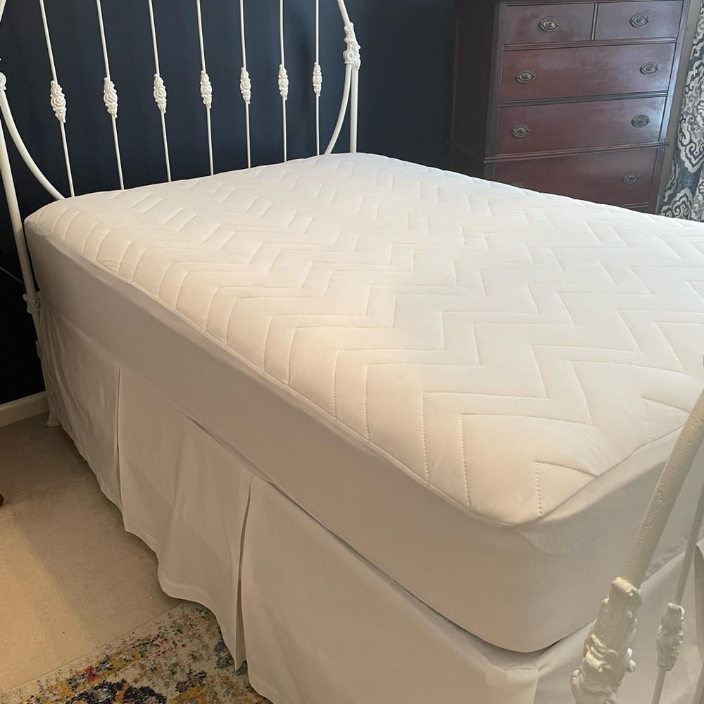 Full Mattress Pad Cover